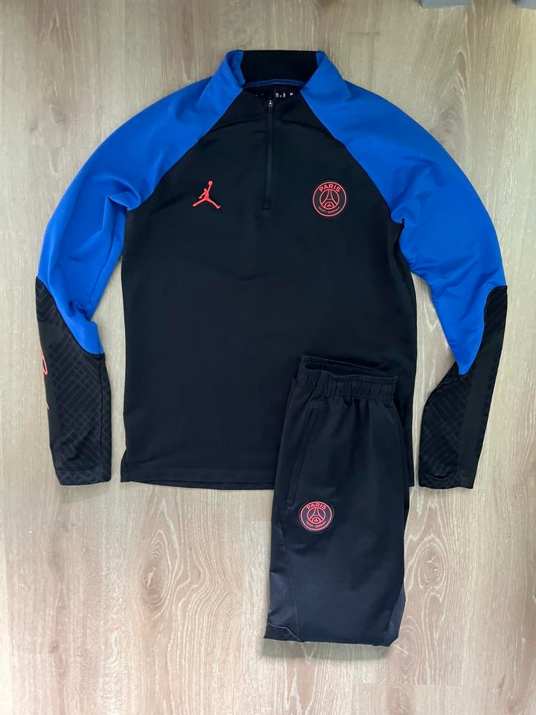 PSG Jordan trainingspak 22/23 maat 158, Kinderen en Baby's, Kinderkleding | Maat 158, Jongen of Meisje, Jordan, Sport- of Zwemkleding