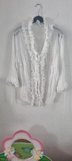Witte dames blouse maat 48 met ruches, zo goed als nieuw, Ophalen of Verzenden, Zo goed als nieuw, Maat 46/48 (XL) of groter, Wit