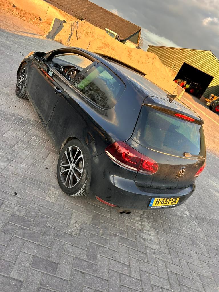 Volkswagen Golf 1.4 TSI 90KW 2010 Zwart, Auto's, 4 cilinders, Handgeschakeld, Geïmporteerd, 1390 cc