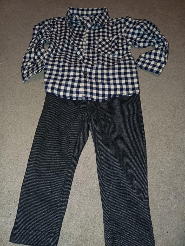 Leuk setje met geruit overhemd en broek en gilet, Kinderen en Baby's, Babykleding | Maat 86, Ophalen of Verzenden, Jongetje