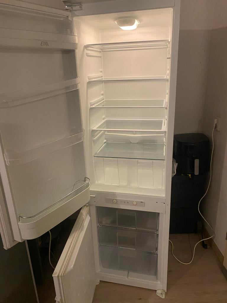 Koelkast met vriesvak, Ophalen, Gebruikt, 200 liter of meer, 60 cm of meer