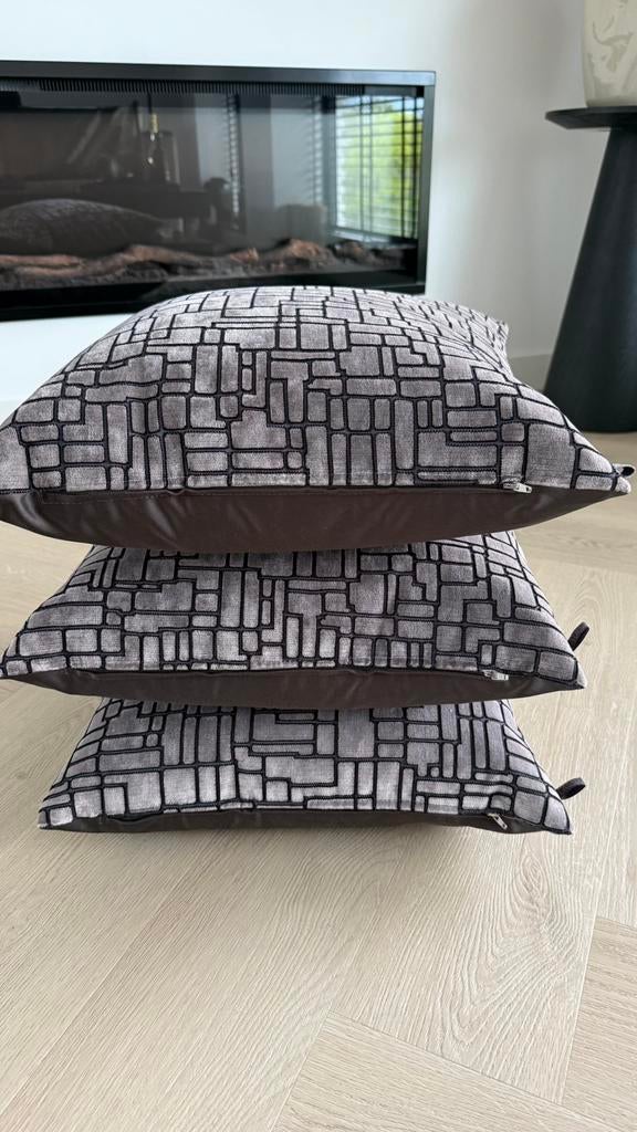 Claudi sierkussen 45 x 45 cm (3 stuks), Ophalen, Zo goed als nieuw, Overige kleuren, Vierkant