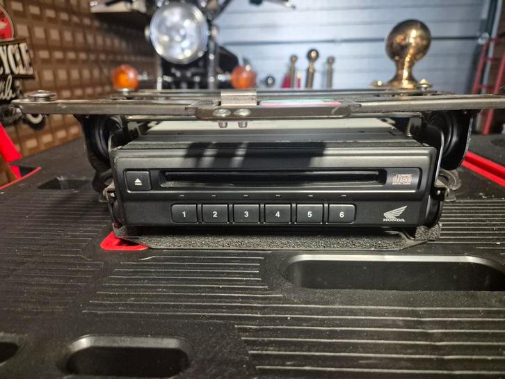 Cd speler goldwing 1800, Motoren, Onderdelen | Honda, Ophalen of Verzenden