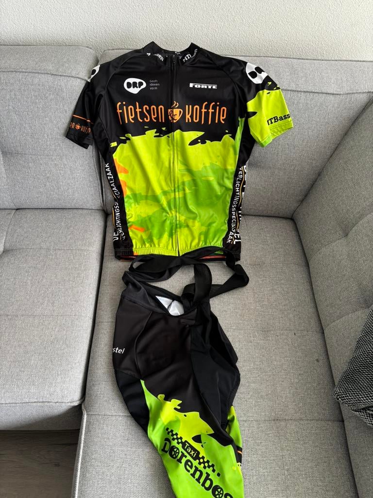 Wielerkleding Fietskleding shirt L  Broek XL ook los te koop, Ophalen of Verzenden, Zo goed als nieuw, XL, Bovenkleding