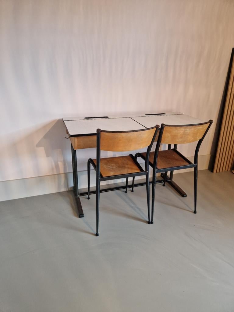 Vintage schoolbank/bureau  met twee stoeltjes, Antiek en Kunst, Ophalen