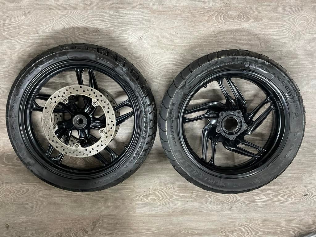 Set zwart gepoedercoate velgen r1200gs, Motoren, Ophalen of Verzenden, Gebruikt
