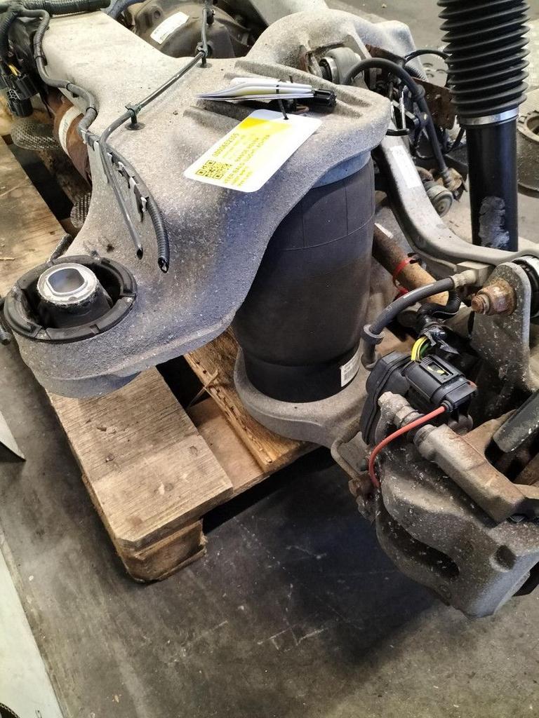 LANDROVER RANGE ROVER L405 4.4 SDV8 HSE 4WD VEER BALG (LUCHT, Ophalen of Verzenden, Gebruikt, Stiba lid