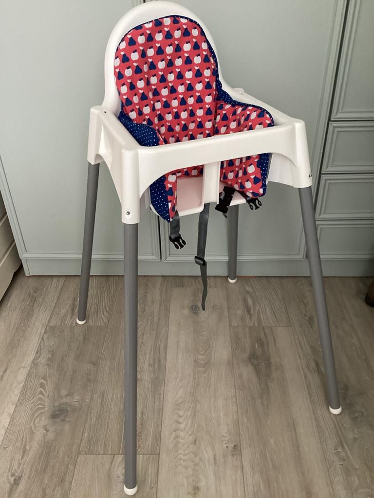 Ikea kinderstoel (nieuw), Ophalen, Zo goed als nieuw