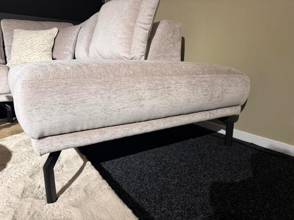 Hoekbank Vigo van UrbanSofa, Huis en Inrichting, Ophalen, 250 tot 300 cm, Markt 27-29 Wageningen, UrbanSofa