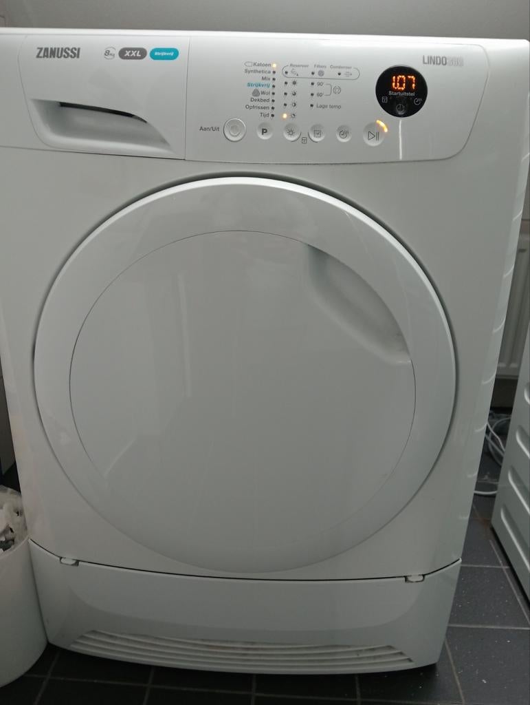Zanussi xxl droger, Witgoed en Apparatuur, 8 tot 10 kg, Ophalen, Condens, 85 tot 90 cm