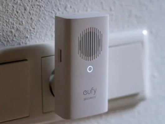 Eufy Mini Base Chime voor Deurbel, Huis en Inrichting, Deurbellen, Ophalen of Verzenden, Zo goed als nieuw, Draadloos