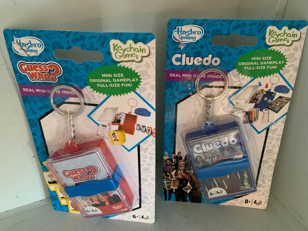 Raad eens wie? & Cluedo Keychain Games- Mini Formaat!, Een of twee spelers, Ophalen of Verzenden, Nieuw, Reisspel