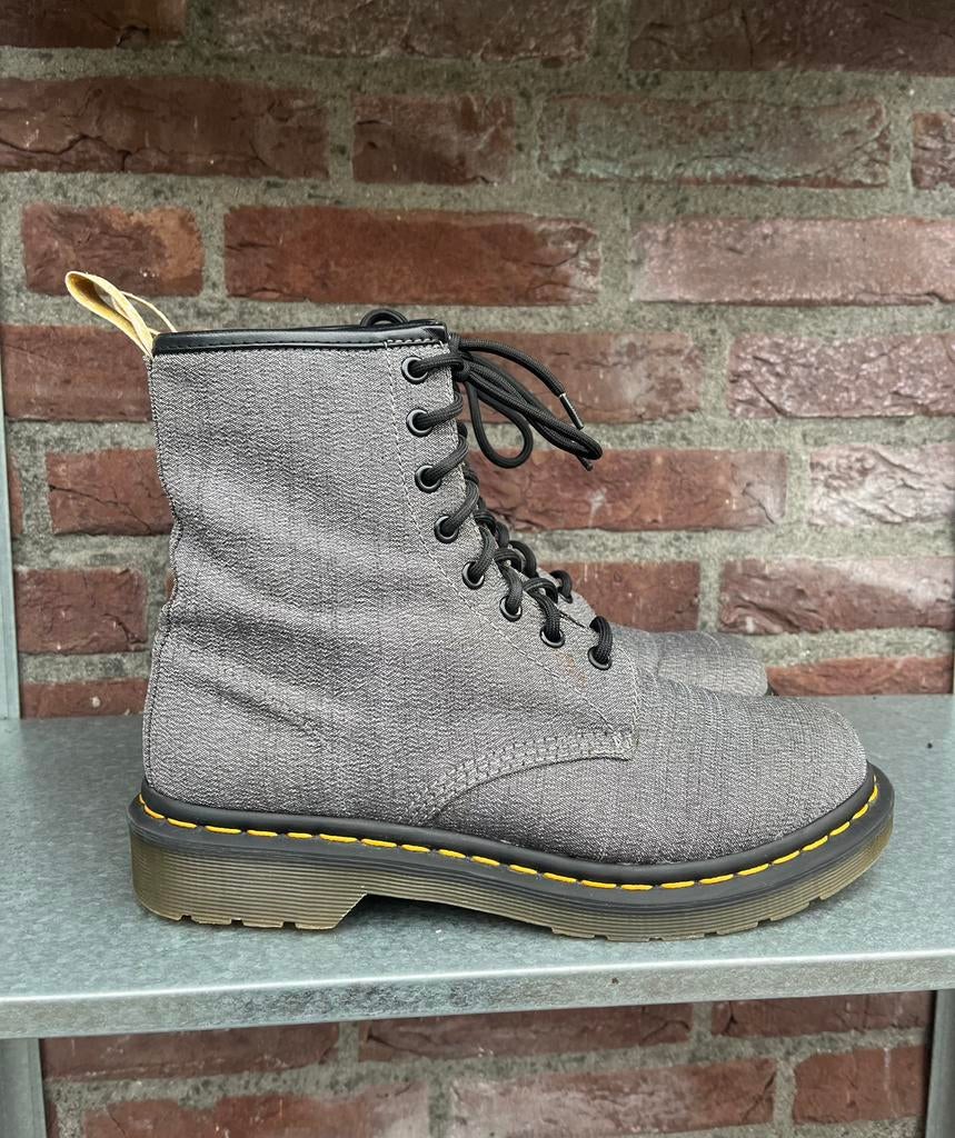 Dr. Martens Vegan Castel maat 41, Dr. Martens, -, -, Lage of Enkellaarzen