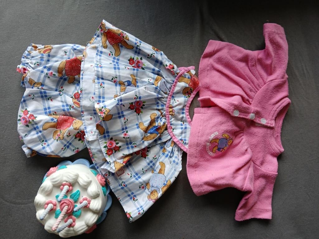 Baby born verjaardagspakje met taart, Ophalen of Verzenden, Zo goed als nieuw, Babypop