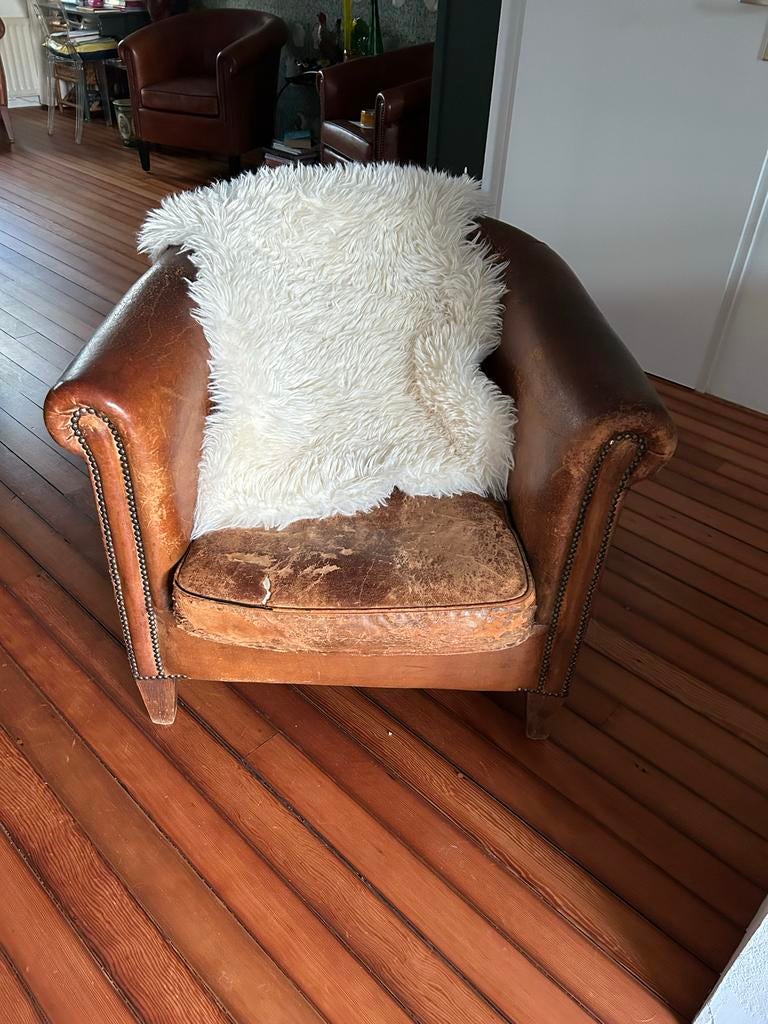 Engelse schapenleer clubfauteuil, Huis en Inrichting, Fauteuils, Ophalen, Gebruikt, Leer, 75 tot 100 cm