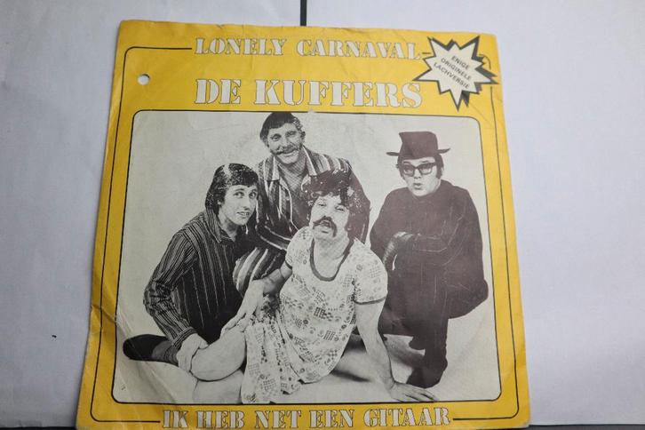 De kuffers - Lonely Carnaval/ Ik heb een gitaar, Cd's en Dvd's, Vinyl Singles, Zo goed als nieuw, Nederlandstalig, Ophalen of Verzenden