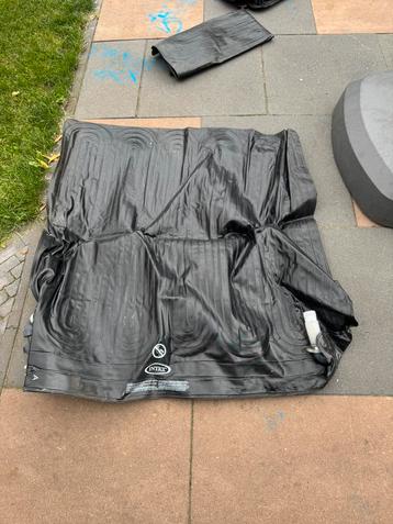 Intex solar matten beschikbaar voor biedingen