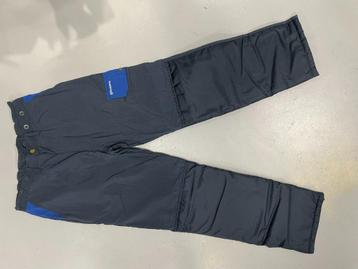Husqvarna werkbroeken in maat 50 en 52 OP=OP beschikbaar voor biedingen