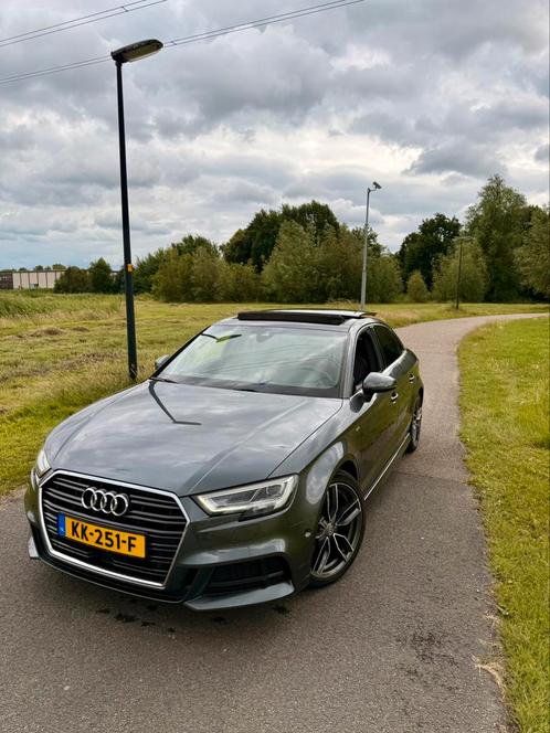 Audi A3 3X S-Line ~ FULL OPTION, Auto's, Audi, Particulier, A3, ABS, Achteruitrijcamera, Airbags, Airconditioning, Apple Carplay