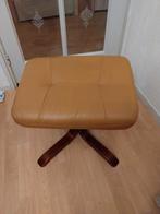 Mooie Hocker. Lederlook., Overige materialen, Vierkant, Minder dan 50 cm, Ophalen of Verzenden