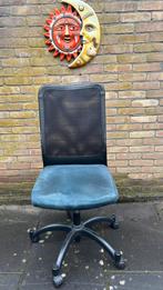 Comfortabele bureaustoel - ideaal voor thuiswerken, Huis en Inrichting, Bureaustoelen, Ophalen, Gebruikt, Blauw, Bureaustoel