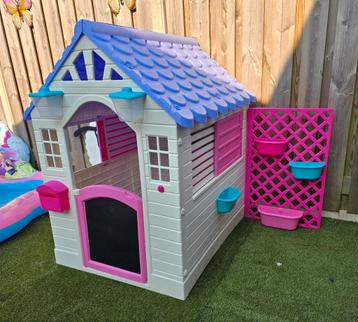 Nieuw speelhuisje dolu roze met wit incl plantenbakjes beschikbaar voor biedingen