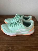 Volleybalschoenen maat 39, Sport en Fitness, Volleybal, Ophalen of Verzenden, Zo goed als nieuw, Schoenen