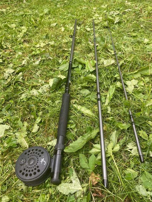 3 delige vliegvishengel elk deel 1 meter(3 meter), Watersport en Boten, Hengelsport | Karpervissen, Zo goed als nieuw, Werphengel