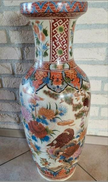 Grote Chinese vaas replica Ming Dinastie 1999 bloemen vogels beschikbaar voor biedingen
