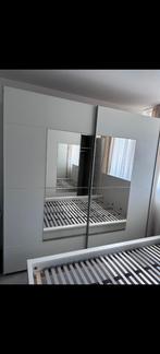 Grote kledingkast met spiegeldeuren, Huis en Inrichting, Kasten | Kledingkasten, Ophalen, 200 cm of meer, Met hangruimte, Zo goed als nieuw