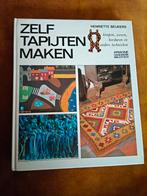 ZELF TAPIJTEN MAKEN, knopen, weven, borduren en andere techn, Boeken, Hobby en Vrije tijd, Ophalen of Verzenden, Zo goed als nieuw