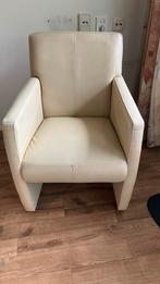 Crème leren fauteuil op wieltjes, Huis en Inrichting, Stoelen, Ophalen, Gebruikt, Twee, Wit