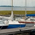 Leuke Jouet Sheriff kajuitzeilboot met buitenboordmotor, Ophalen