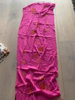 Nieuwe mooie grote sjaal fuchsia, Ophalen of Verzenden, Zo goed als nieuw, Maat 46/48 (XL) of groter, Sjaal
