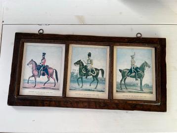 Antiek Brits leger officieren prenten in houten frame beschikbaar voor biedingen