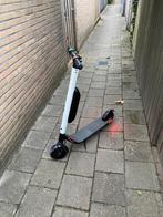 Elektrische step Segway Ninebot ES4, Fietsen en Brommers, Steps, Ophalen, Zo goed als nieuw, Elektrische step (E-scooter), Segway Ninebot
