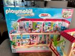 Playmobil summer fun hotel 5265 compleet met doos en boekje, Complete set, Ophalen of Verzenden, Zo goed als nieuw