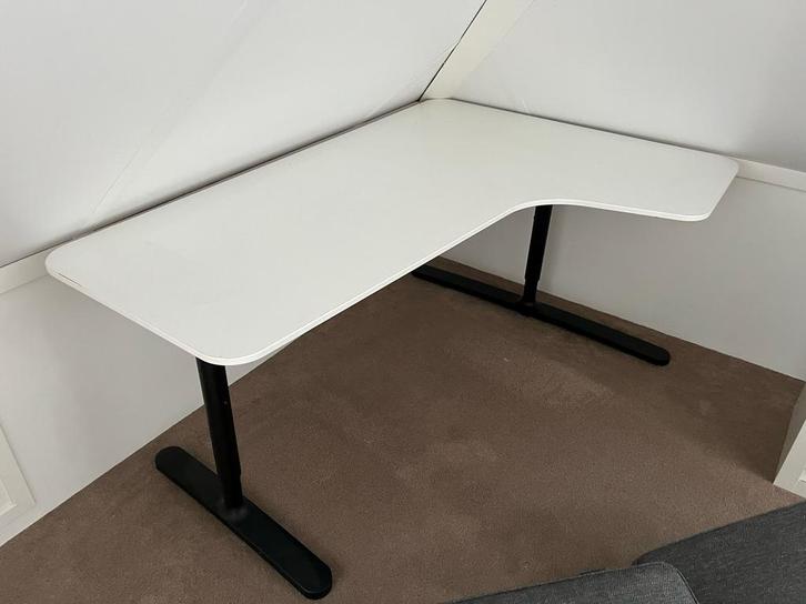 Hoekbureau ikea Bekant wit 160 bij 110, Huis en Inrichting, Bureaus, Gebruikt, Bureau, Ophalen