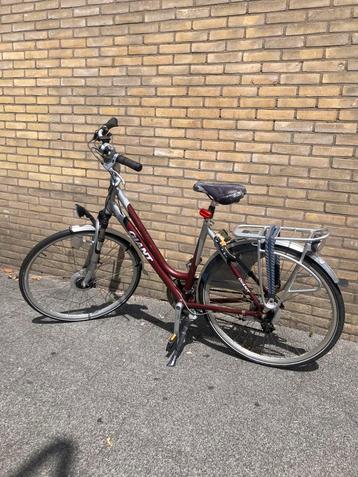 Giant light series dames fiets beschikbaar voor biedingen