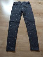 Grijze legging met zilverkleurige glitter paarden maat 140, Ophalen, Gebruikt, Meisje, Broek