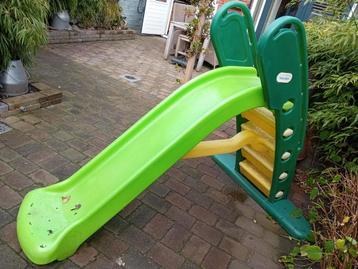 Kinderglijbaan beschikbaar voor biedingen