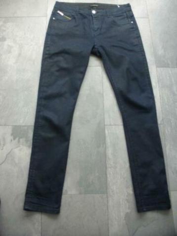 Zara jeans, maat 44 (qwe) beschikbaar voor biedingen
