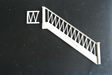 Voor Scalextric GROTE controle toren, Baluster trap + hekje beschikbaar voor biedingen