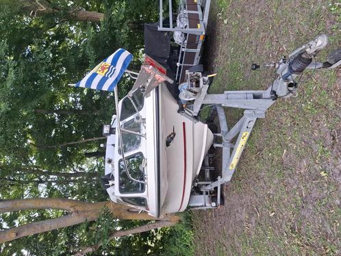zeer nette Beekman alfa 505 fish inclusief pega trailer, Watersport en Boten, Vis- en Consoleboten, Gebruikt, 50 tot 70 pk, 3 tot 6 meter