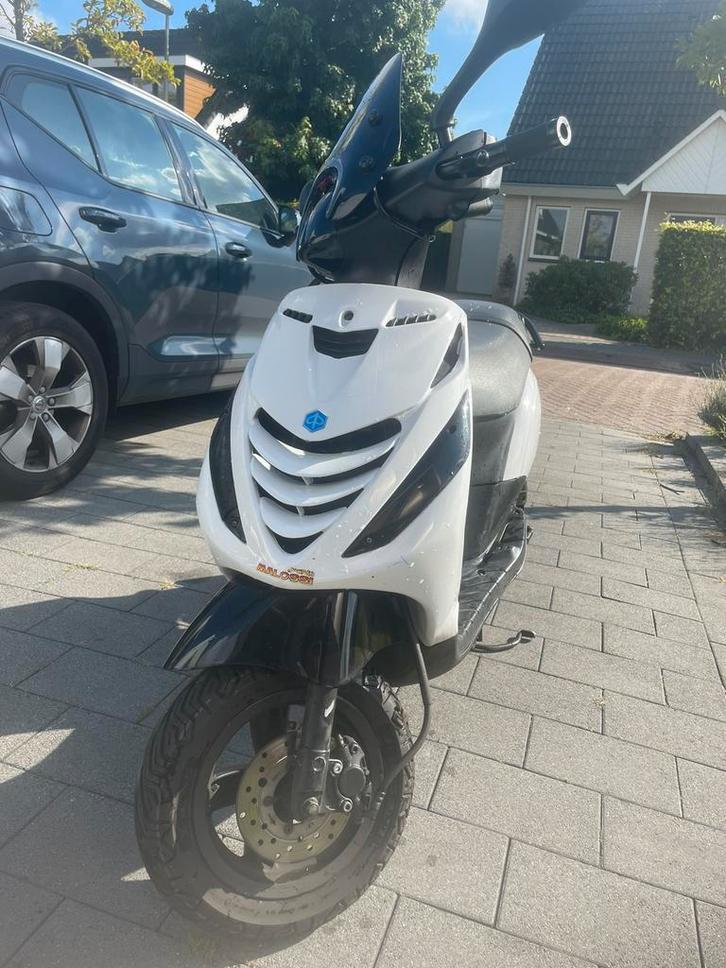 Piaggio zip 4t 50cc, Fietsen en Brommers, Scooters | Piaggio, Zo goed als nieuw, Zip, Maximaal 45 km/u, Benzine, Ophalen
