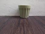 Mini bloempot, 6,5 cm hoog en de breedte 6,7 cm., Ophalen of Verzenden, Rond, Aardewerk, Minder dan 25 cm
