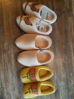 3 paar klompjes, waarvan 1 paar slofjes, Ophalen, Zo goed als nieuw, Jongetje of Meisje, Slofjes