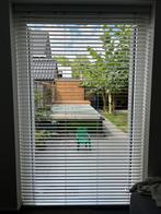 Houten jaloezieën Luxaflex 2 stuks!, Ophalen, Gebruikt, 200 cm of meer, Wit