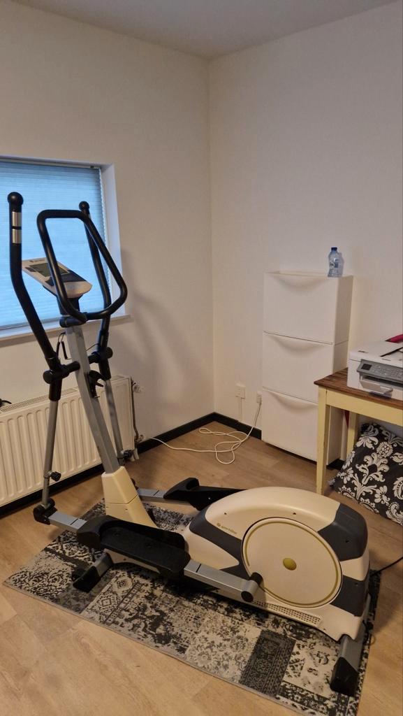 Sportsline crosstrainer, Sport en Fitness, Fitnessapparatuur, Gebruikt, Crosstrainer, Armen, Benen, Borst, Buik, Rug, Metaal, Ophalen