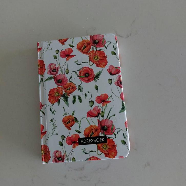 Te Koop Nieuw Adressenboekje Klaprozen 4.50 Weesp, Diversen, Notitieboeken, Nieuw, Ophalen of Verzenden
